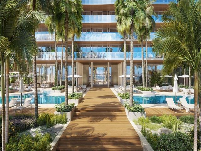 5775 Collins Ave, Unit 1005 in Miami Beach, FL - Building Photo - Building Photo