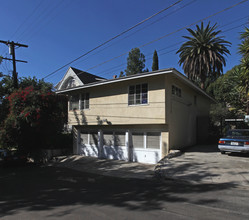 Highland Park Villas in Los Angeles, CA - Building Photo - Building Photo