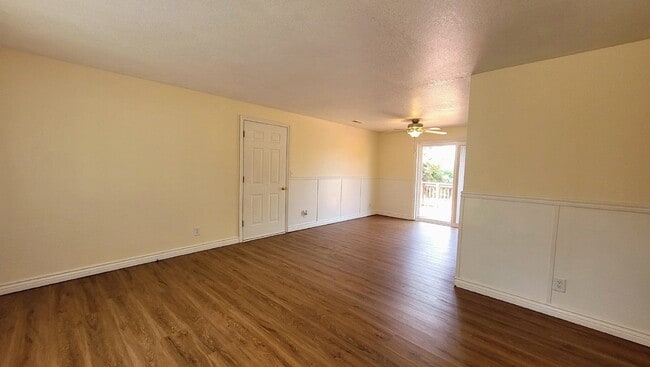 237 Lancaster Ave in Roseburg, OR - Building Photo - Building Photo