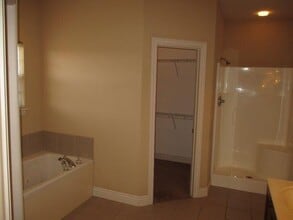 2013 Cedarwood Ct in Ozark, MO - Building Photo - Building Photo