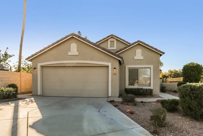 property at 2609 N 107th Ln
