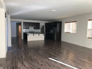 2360 Rio Grande Dr in Tracy, CA - Building Photo - Building Photo