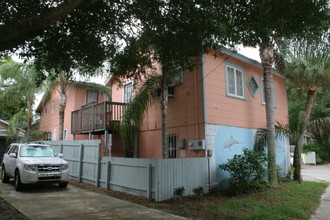 1017-1021 N 8th St in St. Petersburg, FL - Building Photo - Building Photo