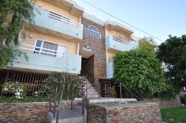 6041 Fulton Ave, Unit 104 in Los Angeles, CA - Building Photo
