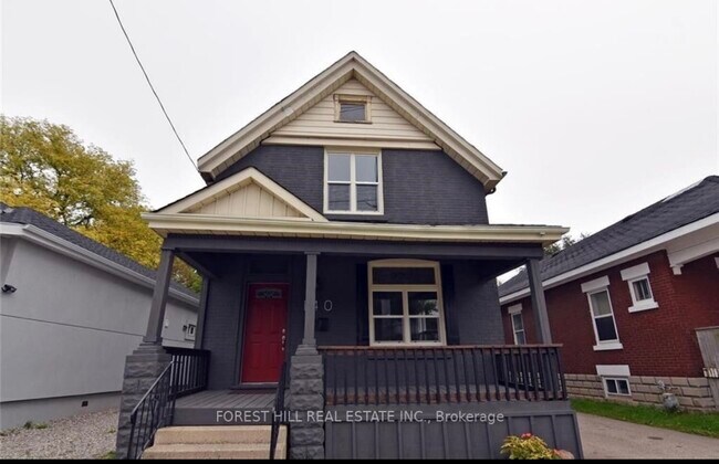 140 Adelaide St N in London, ON - Building Photo - Building Photo