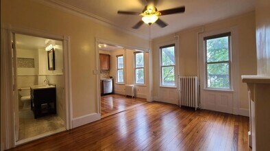 476 Gregory Ave in Weehawken, NJ - Building Photo - Building Photo