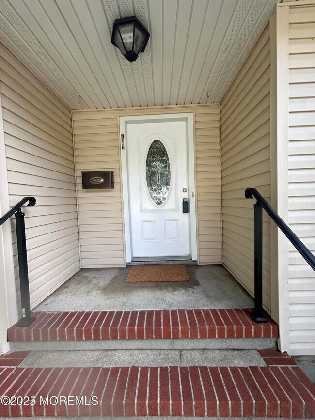 2902 Herbertsville Rd in Point Pleasant, NJ - Building Photo - Building Photo