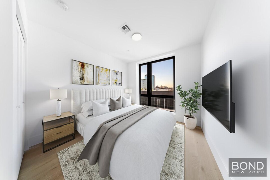 865 Rogers Ave in Brooklyn, NY - Building Photo