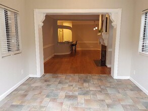 336 5th St NE, Unit 2 in Atlanta, GA - Foto de edificio - Building Photo