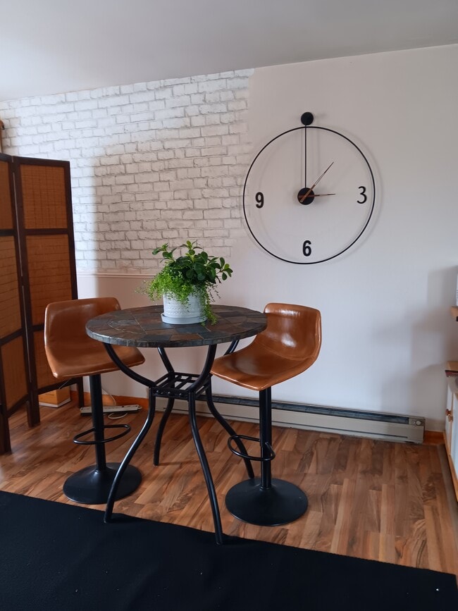 366 Pleasant St, Unit Studio 1