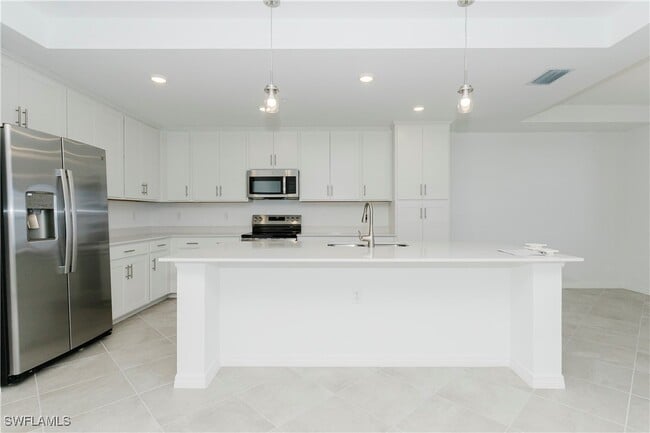property at 5527 Double Eagle Cir