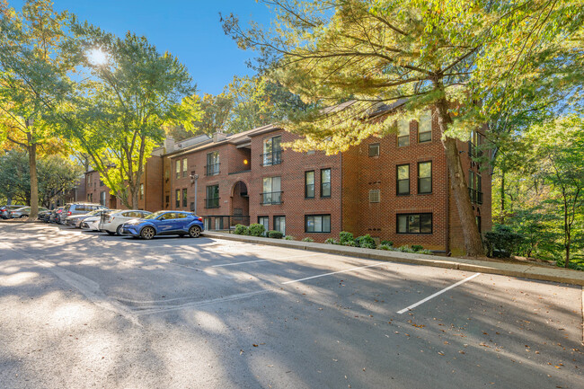 Sligo Station Condominium in Takoma Park, MD - Building Photo - Building Photo