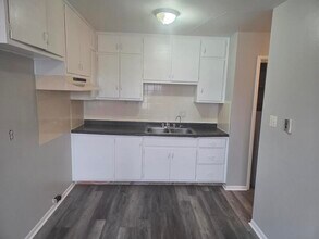 2826 S Pennsylvania St in Indianapolis, IN - Building Photo - Building Photo