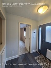 634 SW Ebb Ave in Lincoln City, OR - Building Photo - Building Photo