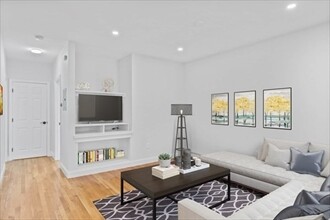 162 E St, Unit 2 in Boston, MA - Building Photo - Building Photo