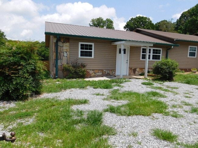 property at 1656 Ward Rd