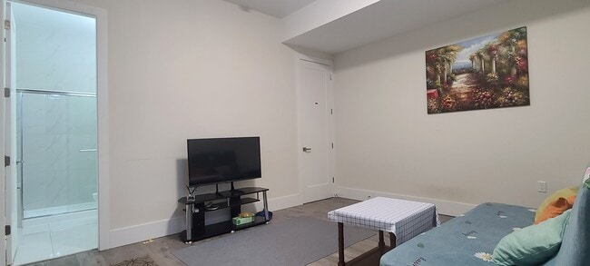 16777 16A Av in Surrey, BC - Building Photo - Building Photo