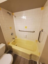2448 W Kilbourn Ave in Milwaukee, WI - Building Photo - Building Photo