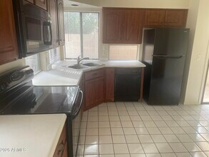 4587 W Harrison St in Chandler, AZ - Building Photo - Building Photo