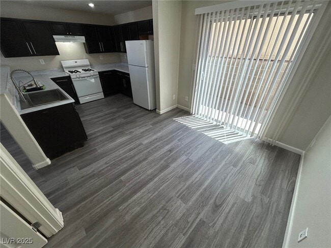 property at 1630 N Buck Island St