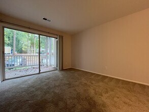 2512 Cranbrook Ln in Charlotte, NC - Building Photo - Building Photo