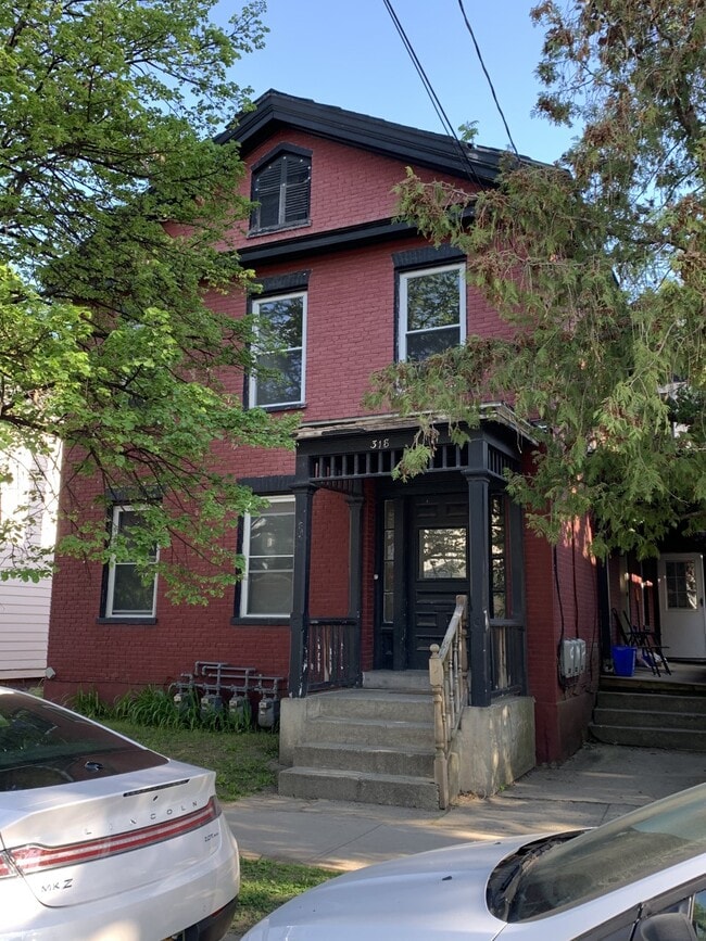 318 North St, Unit 4
