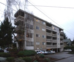 220 65th St in Seattle, WA - Building Photo
