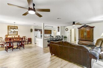 925 Palm View Dr in Naples, FL - Building Photo - Building Photo