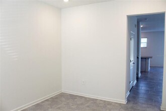 7405 Stone Crk Trl in Kissimmee, FL - Building Photo - Building Photo