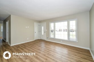 6201 W Pages Ln in Louisville, KY - Building Photo - Building Photo