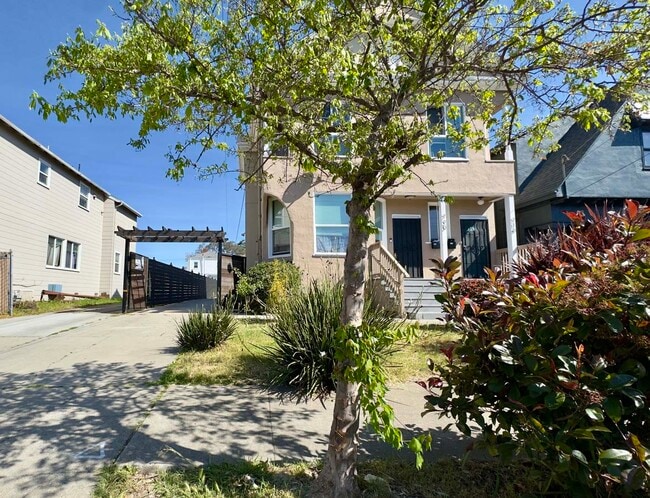 property at 724 37th St