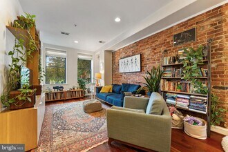 1105 Park Rd NW in Washington, DC - Building Photo - Building Photo