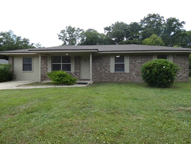 property at 4575 Southern Pl