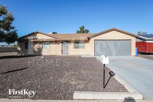 3502 E Greenway Ln in Phoenix, AZ - Building Photo