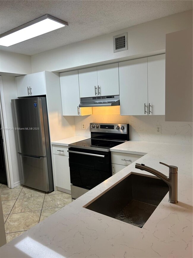 property at 2433 Centergate Dr