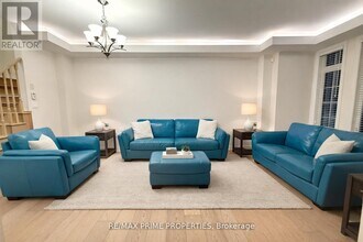 389 William Forster Rd in Markham, ON - Building Photo - Building Photo