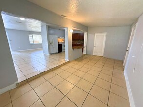 930 NW 176th Terrace in Miami, FL - Building Photo - Building Photo