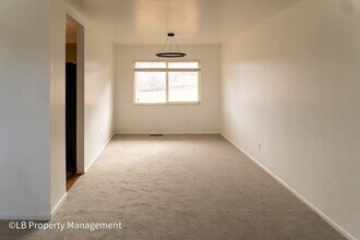 8150 E Linvale Pl in Denver, CO - Building Photo - Building Photo