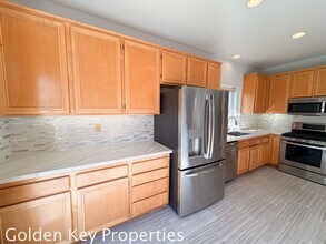 6035 Paseo Carreta in Carlsbad, CA - Building Photo - Building Photo