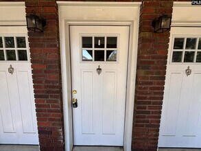 329 S Saluda Ave in Columbia, SC - Building Photo - Building Photo