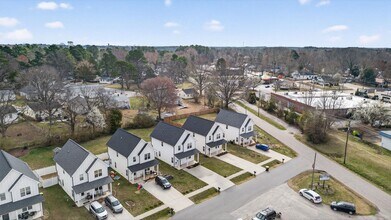 1633 Berry Ave in Henderson, NC - Building Photo - Building Photo