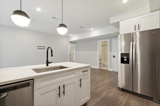 1841 N Gratz St in Philadelphia, PA - Foto de edificio - Building Photo