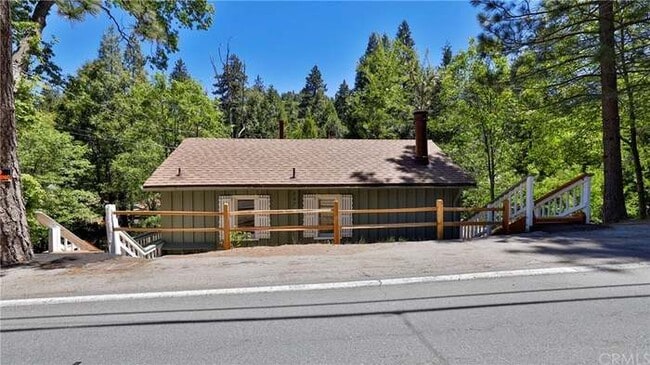 267 CA-138, Unit Lower Unit in Crestline, CA - Building Photo - Building Photo