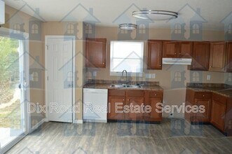 2493 Deercove Ct. in Cincinnati, OH - Building Photo - Building Photo