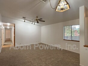 3360 La Canada Dr in Cameron Park, CA - Building Photo - Building Photo