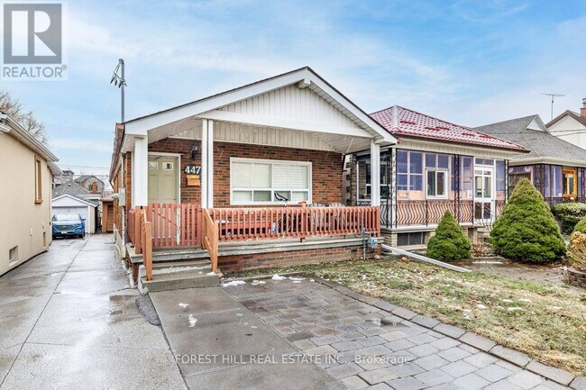 447 Hopewell Ave in Toronto, ON - Building Photo - Building Photo