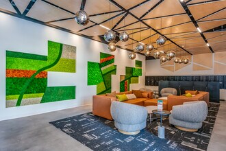 The Common Place Apartments in Ashwaubenon, WI - Building Photo - Interior Photo