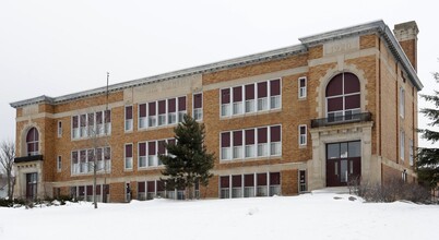 Roosevelt Center in Chisholm, MN - Building Photo - Building Photo