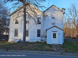 3624 Rte 67 in Freehold, NY - Building Photo