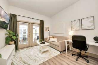 18210 Park Row Blvd in Houston, TX - Foto de edificio - Building Photo